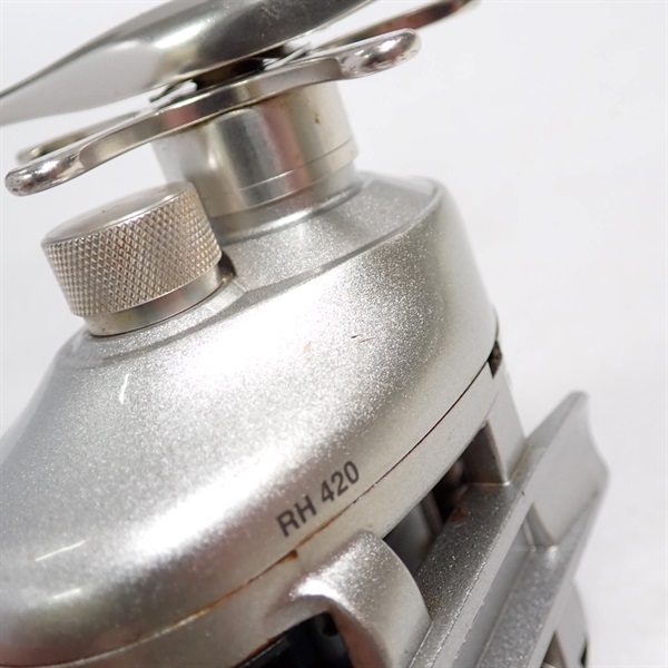 ００スコーピオンメタニウムＭＧ右